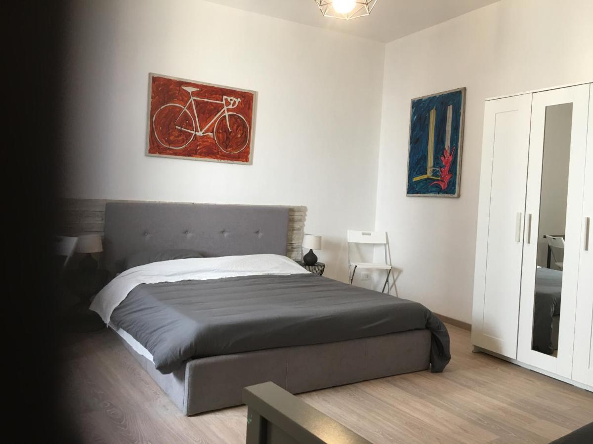 La Casa Nell'Antico Cortile Apartment Catania Exterior photo